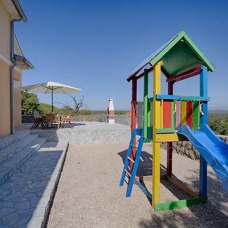 Luxurioese Mit Pool- Grossem Mediterranen Garten Und Kinderspielplatz- By Interhome Feriehus *