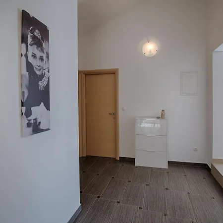 Feriehus Luxurioese Mit Pool- Grossem Mediterranen Garten Und Kinderspielplatz- By Interhome