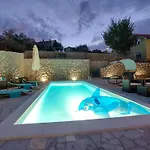 Luxurioese Mit Pool- Grossem Mediterranen Garten Und Kinderspielplatz- By Interhome